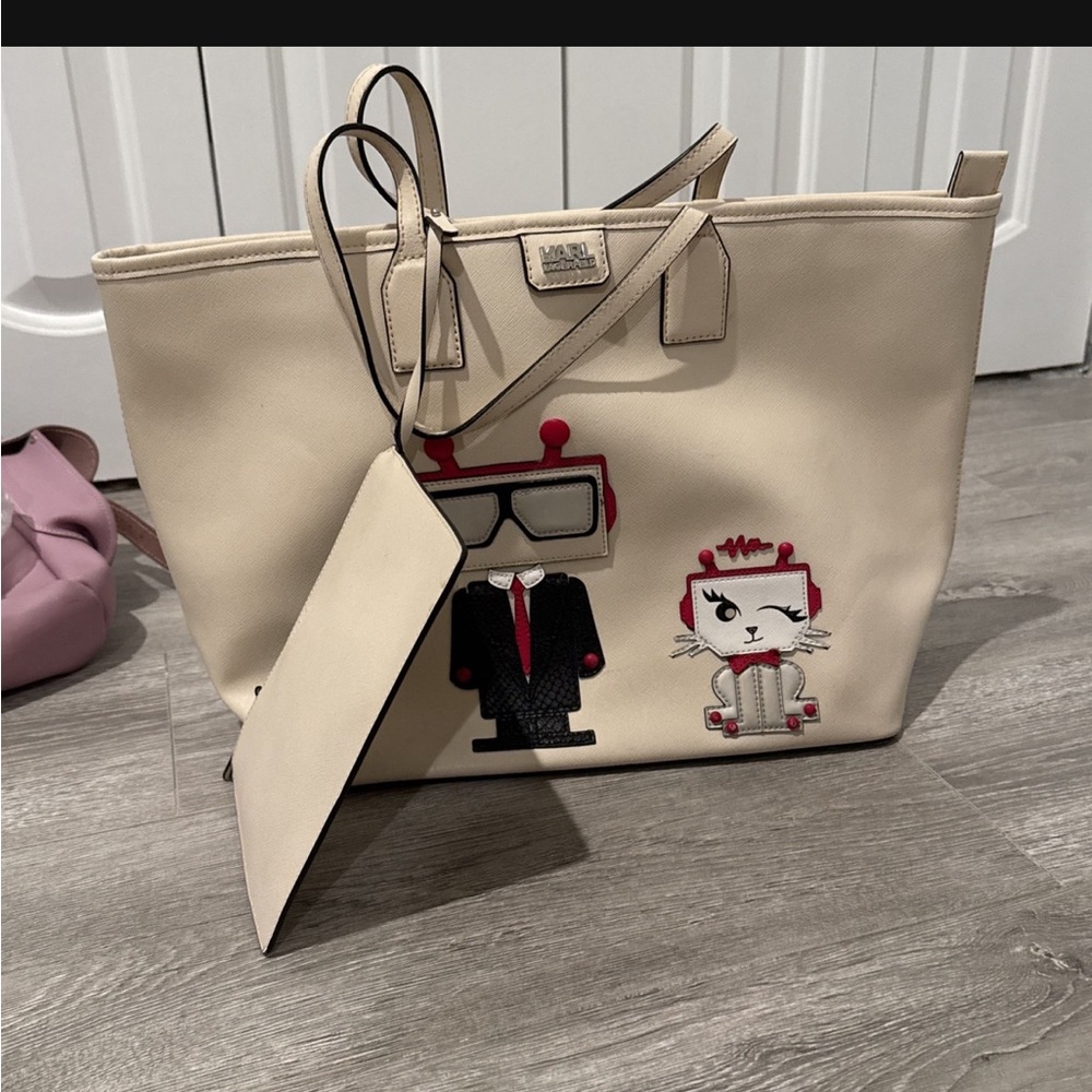 Karl Lagerfeld Cream bag